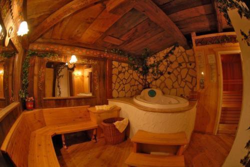 Hotel Cristallo Vigo di Fassa Ngoại thất bức ảnh